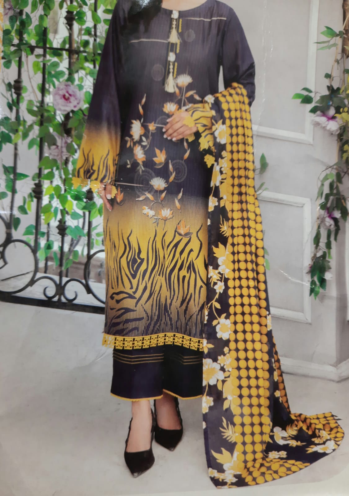 Rang Rasiya Unstitched Digital Printed Lawn