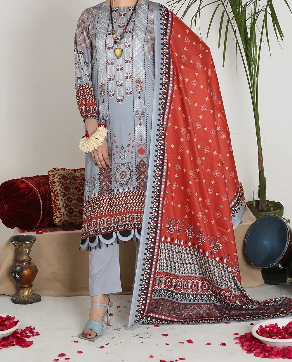 Pretty Robe Brand