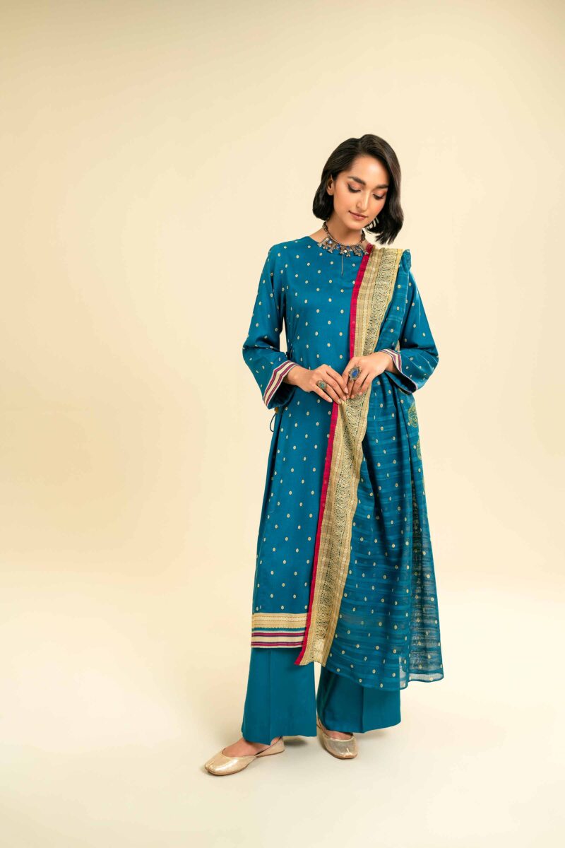 Nishat unstitched summer lawn suit for women – 3 piece 2025 collection