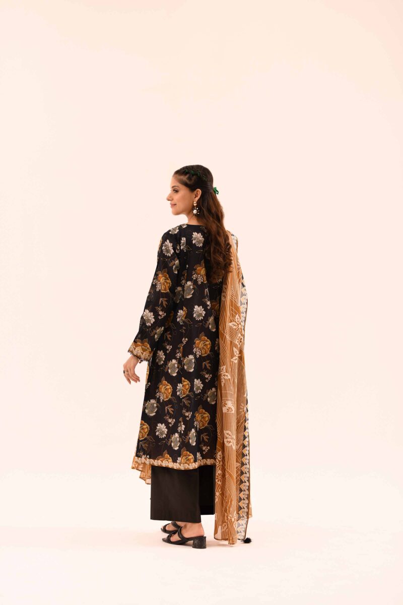Nishat unstitched summer lawn suit for women – 3 piece 2025 collection
